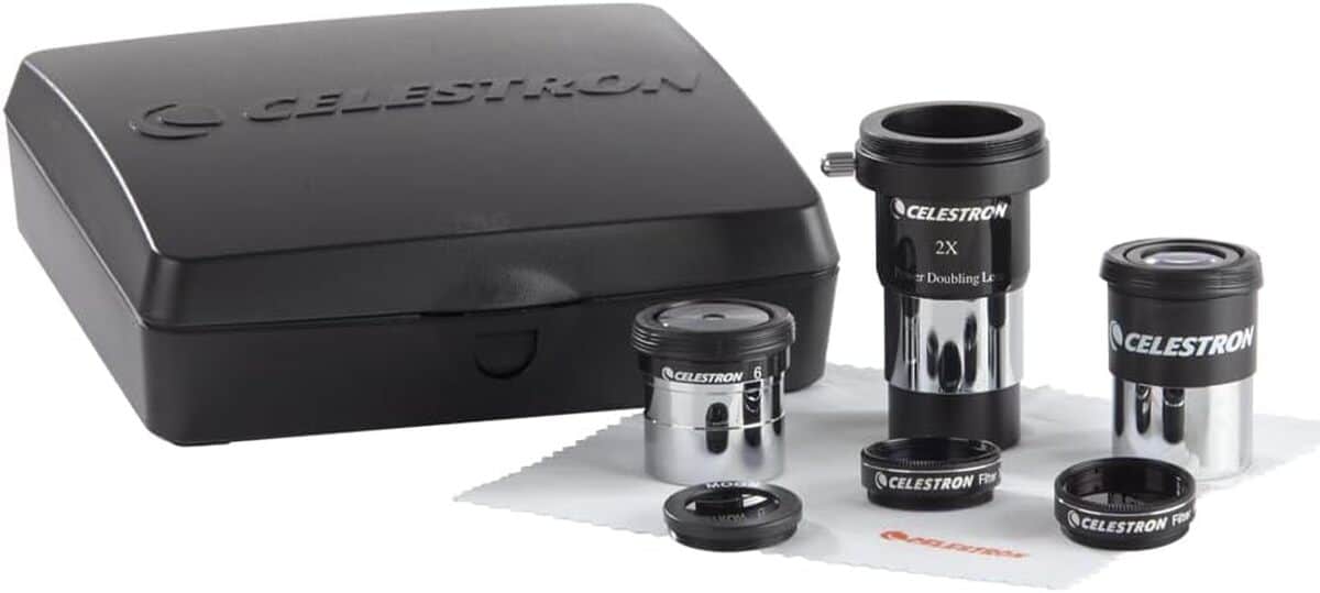 Kit AstroMaster Celestron 94307 : l'essentiel pour l'astronome amateur