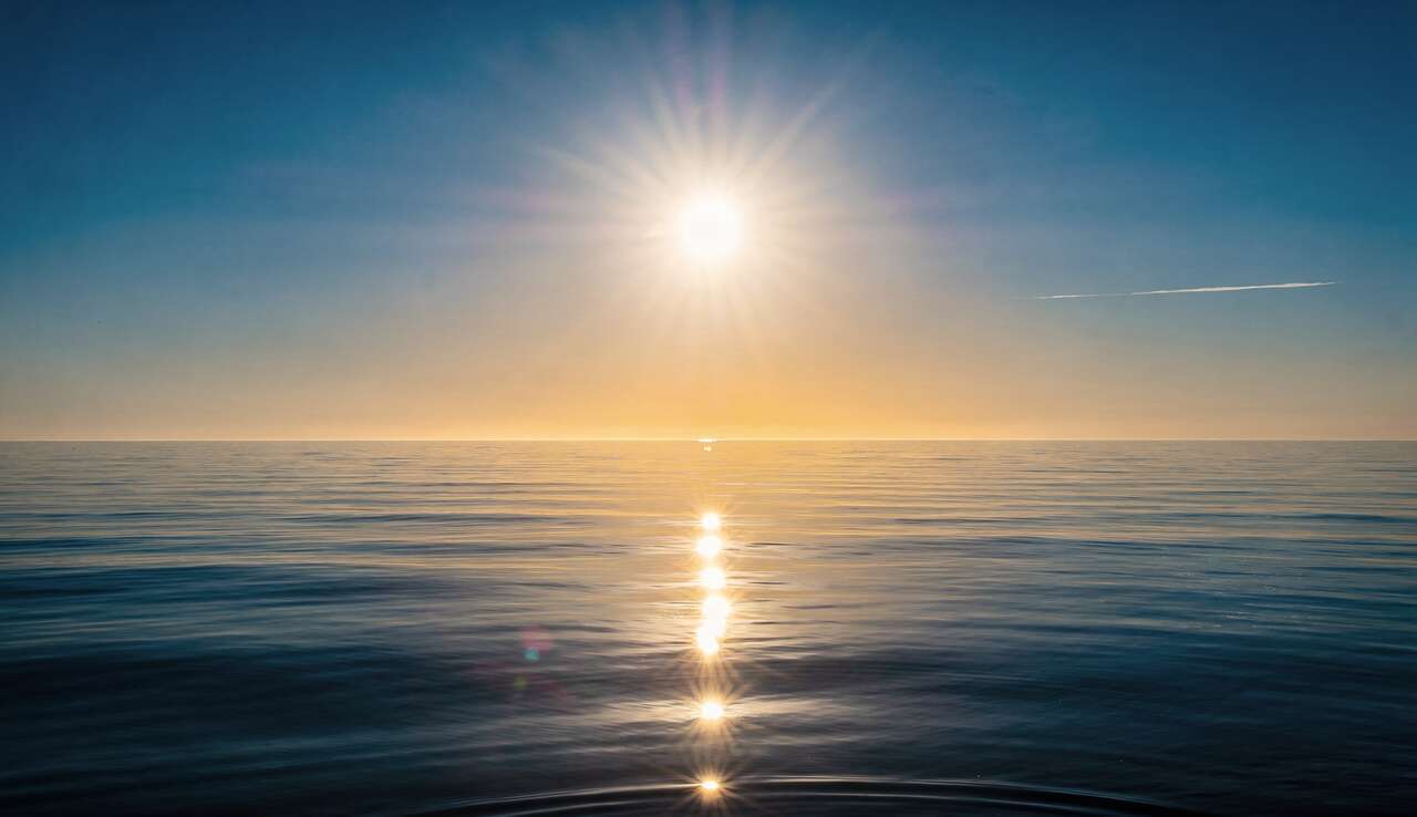 Luminosité et Température du Soleil : comprendre Notre Étoile