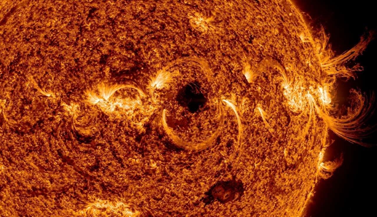 Réactions nucléaires dans les étoiles : comment fonctionne le Soleil ?