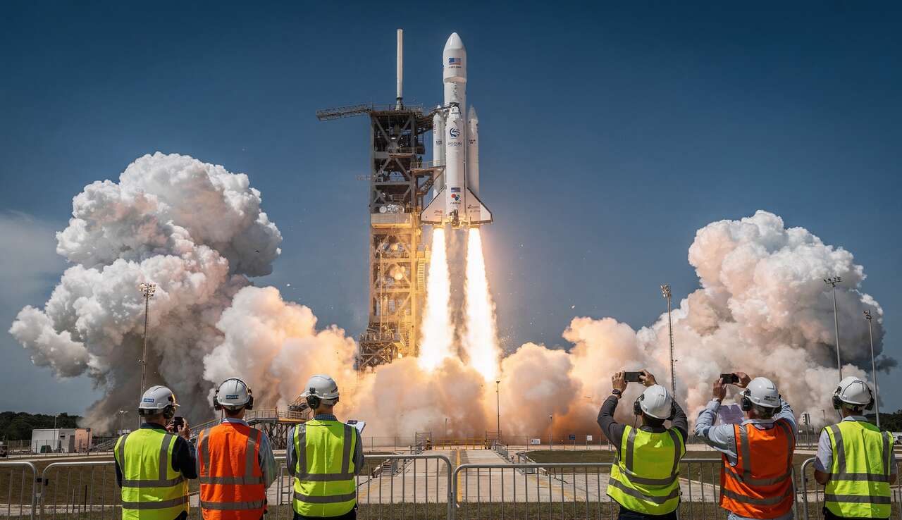 Le lancement du t&eacute;lescope par ariane 5